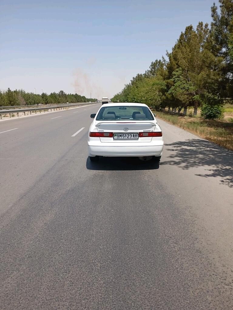 Toyota Camry 1998 - 125 000 TMT - Анев - img 3