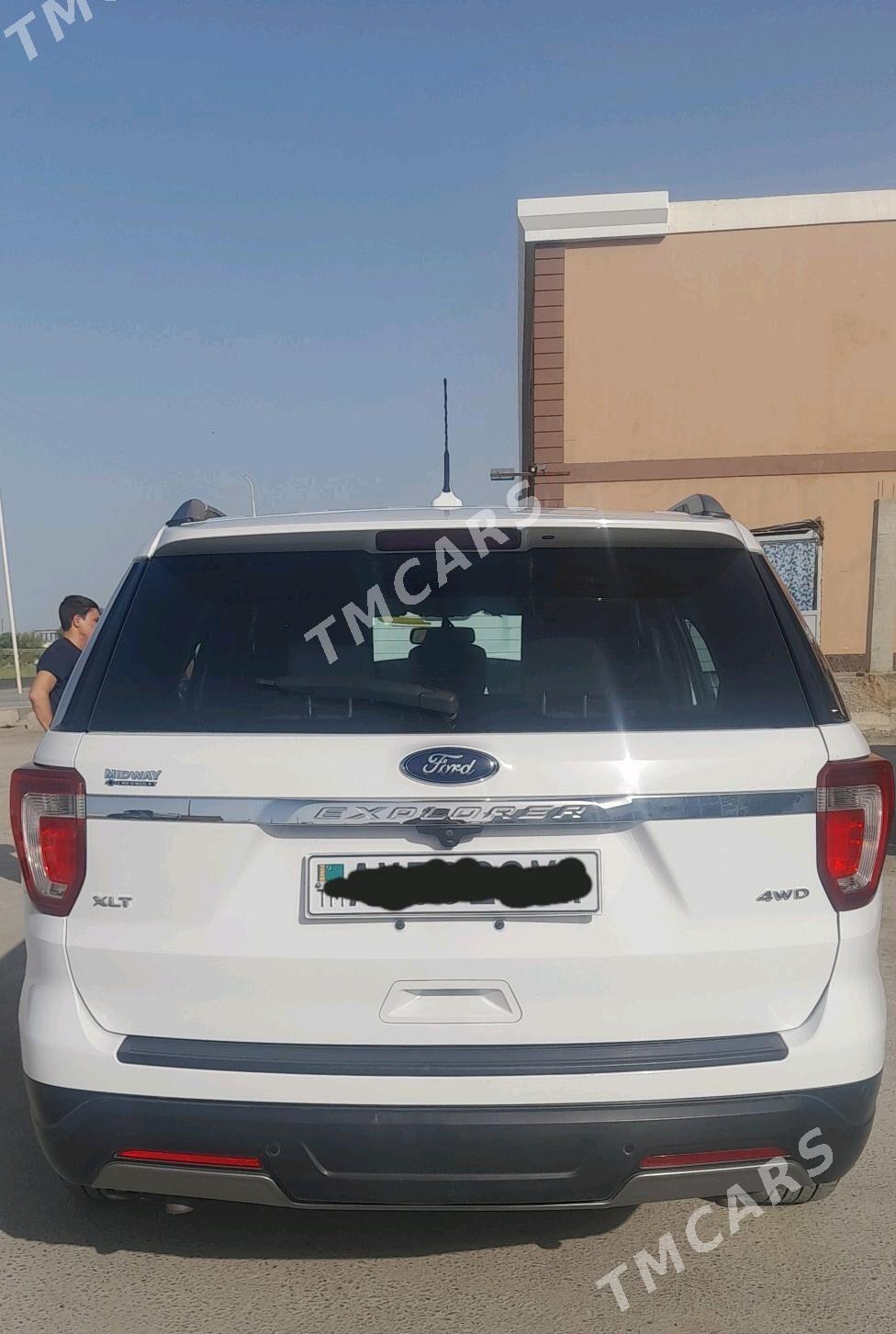 Ford Explorer 2019 - 300 000 TMT - Mary - img 2