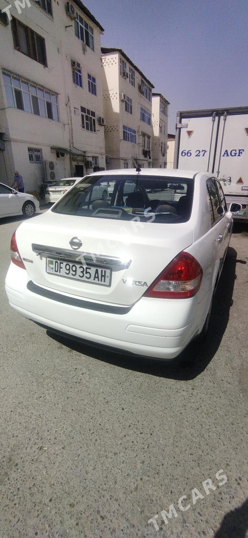 Nissan Versa 2010 - 125 000 TMT - Ак-Бугдайский этрап - img 2
