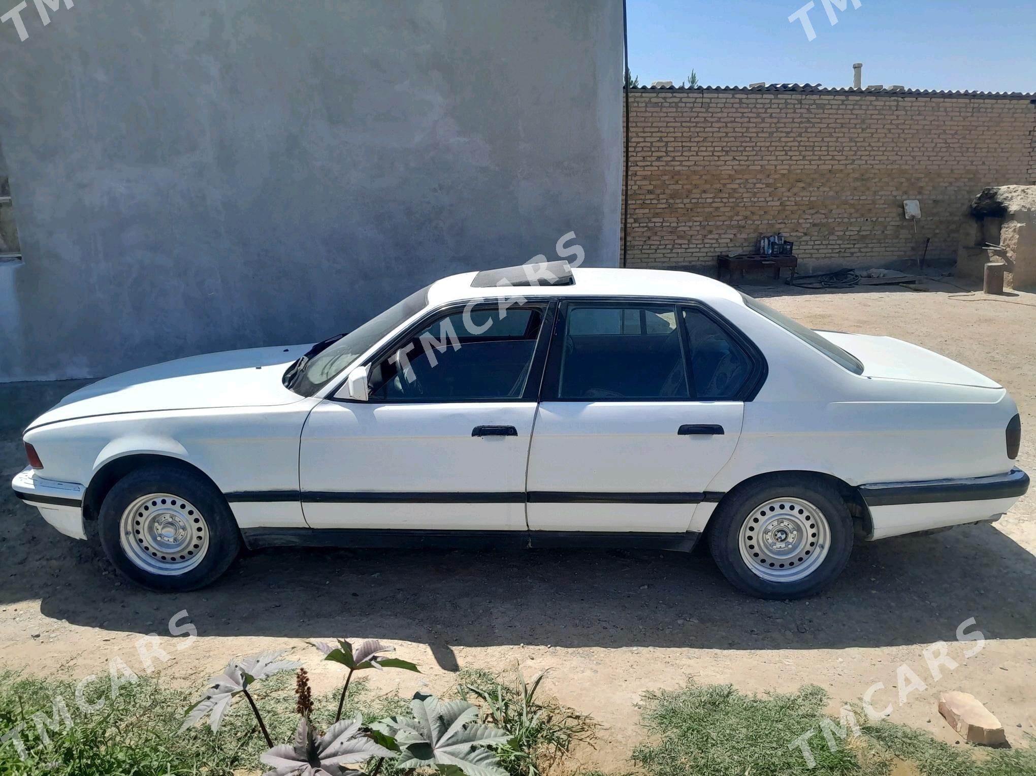 BMW 7 Series 1992 - 25 000 TMT - Байрамали - img 4