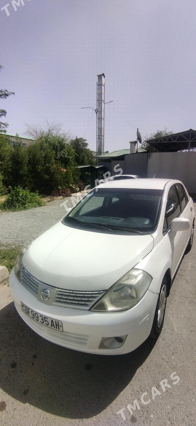 Nissan Versa 2010 - 125 000 TMT - Ак-Бугдайский этрап - img 3