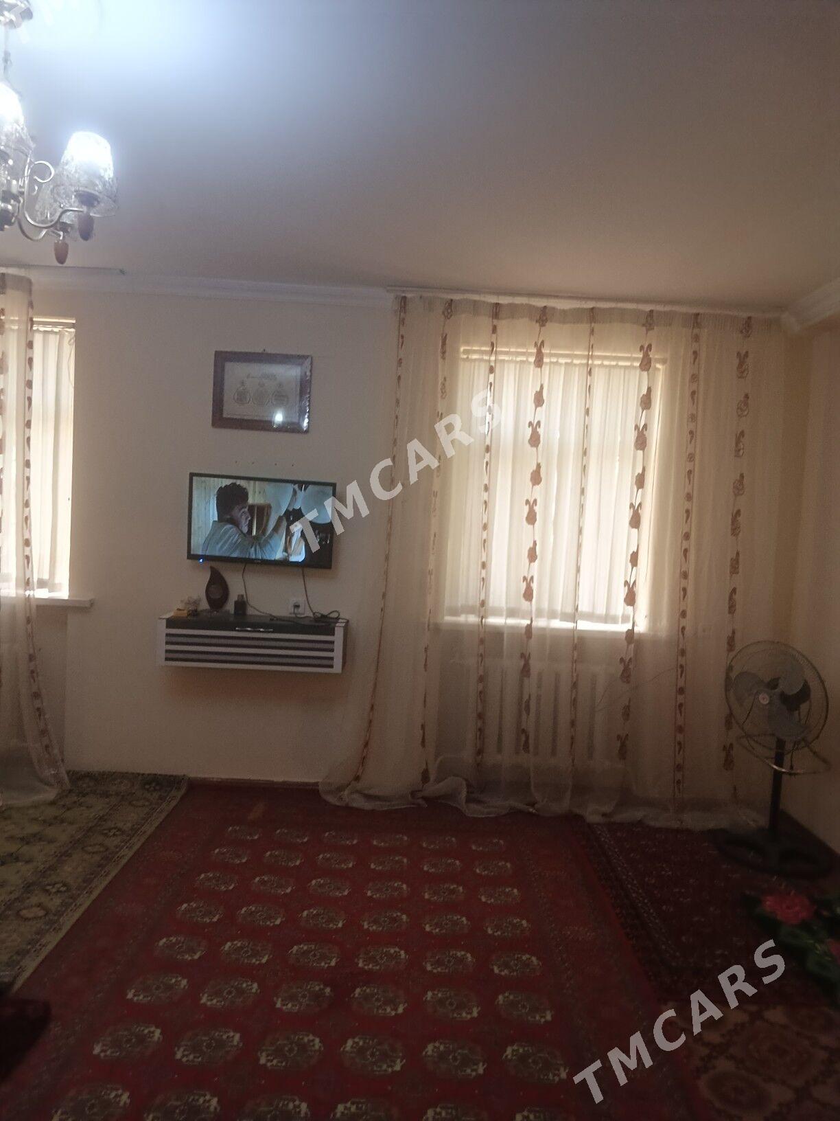 Arenda 2 kom 90 razezd 1 etaj - Ашхабад - img 2