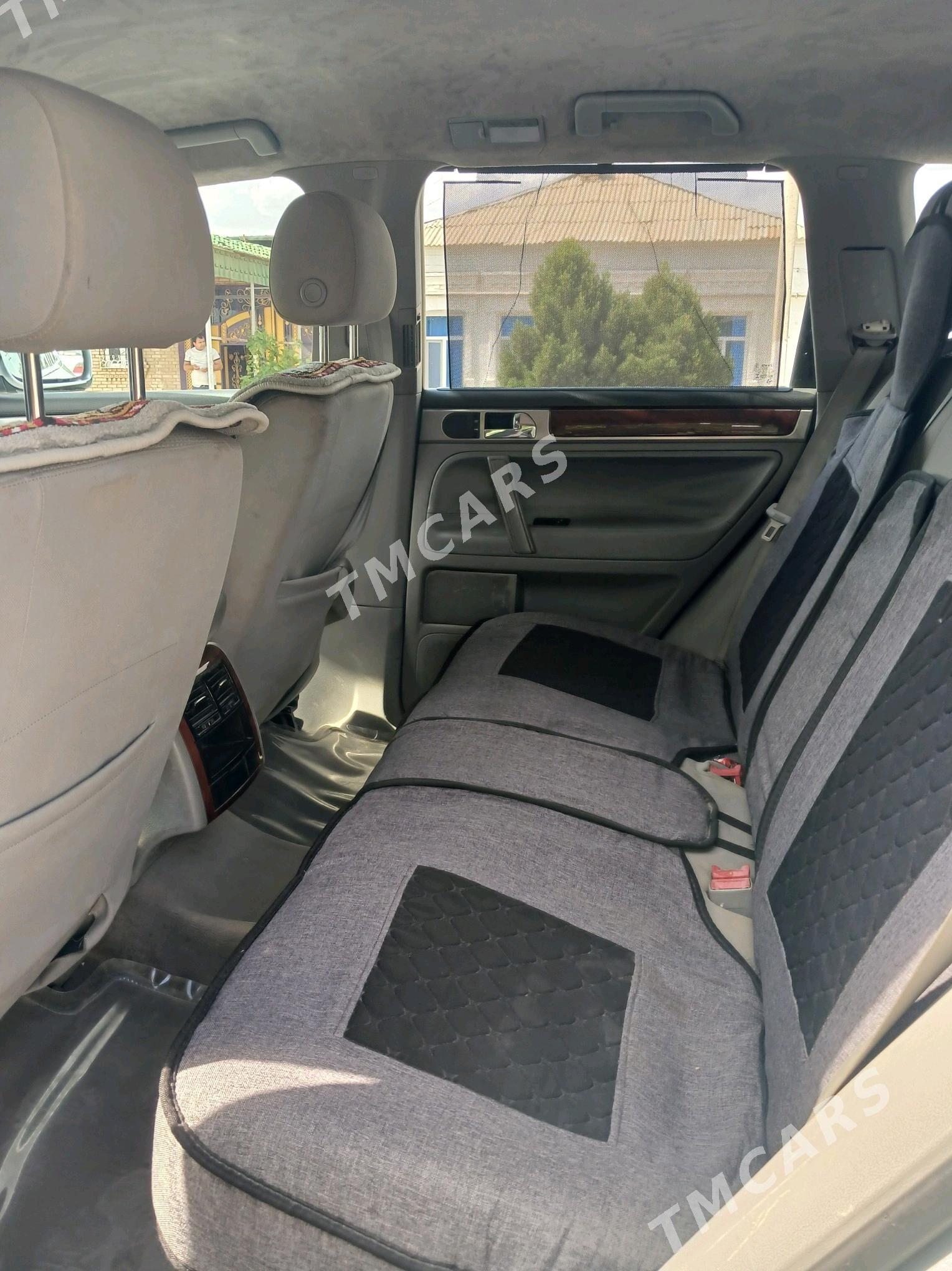 Volkswagen Touareg 2005 - 130 000 TMT - Türkmenabat - img 5