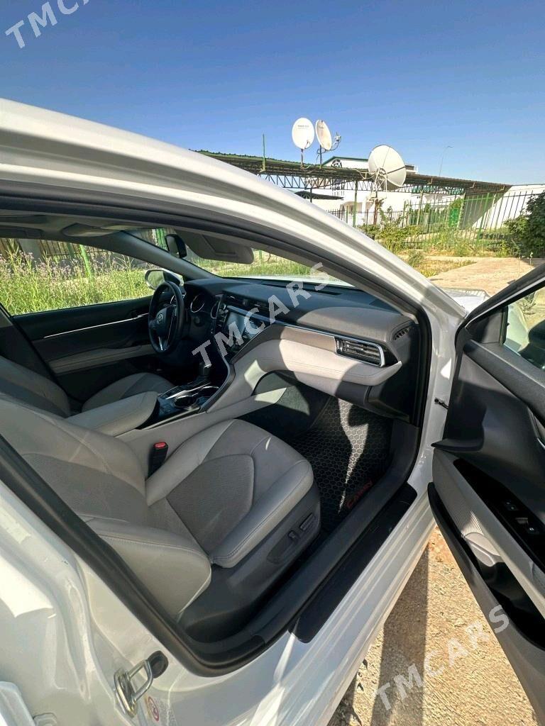 Toyota Camry 2019 - 395 000 TMT - Aşgabat - img 2