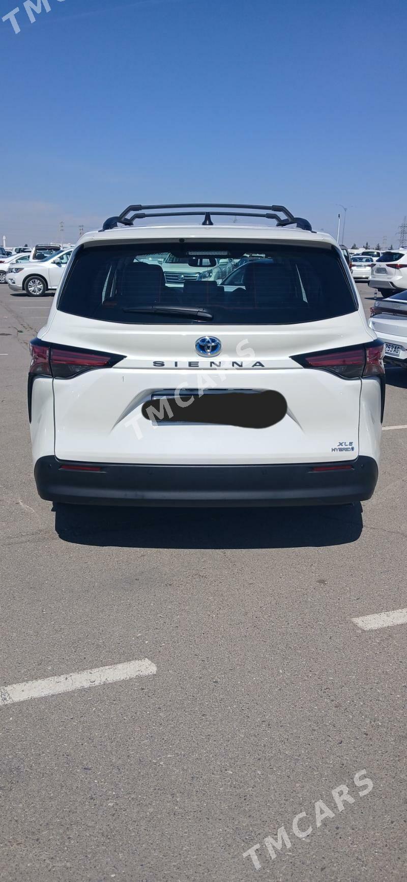 Toyota Sienna 2021 - 630 000 TMT - Ашхабад - img 2