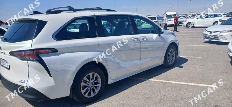 Toyota Sienna 2021 - 630 000 TMT - Ашхабад - img 4