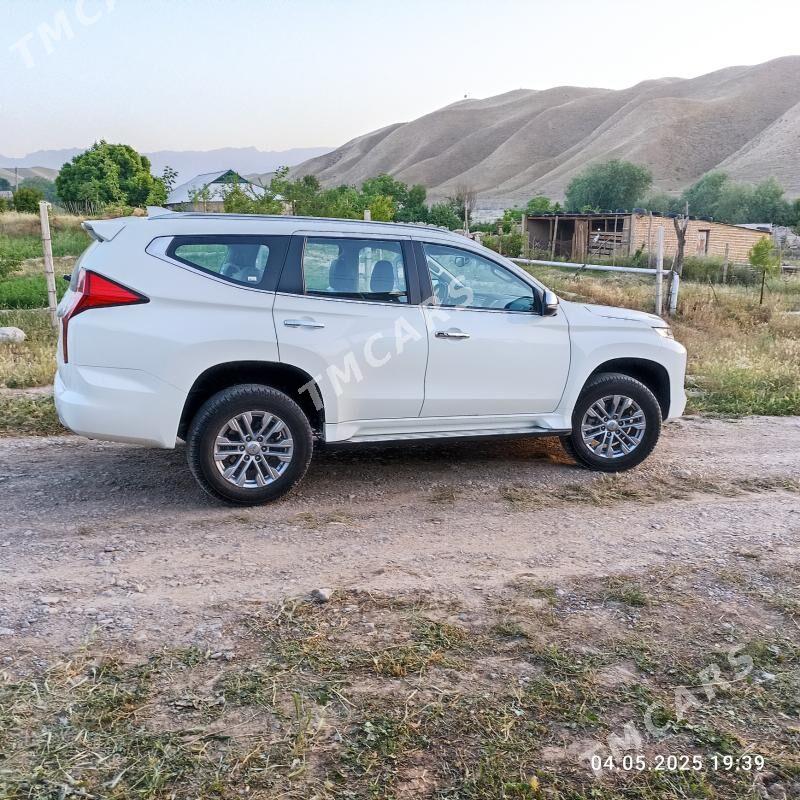 Mitsubishi Montero Sport 2024 - 530 000 TMT - Türkmenabat - img 4