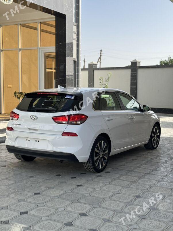Hyundai Elantra GT 2020 - 205 000 TMT - Мары - img 4