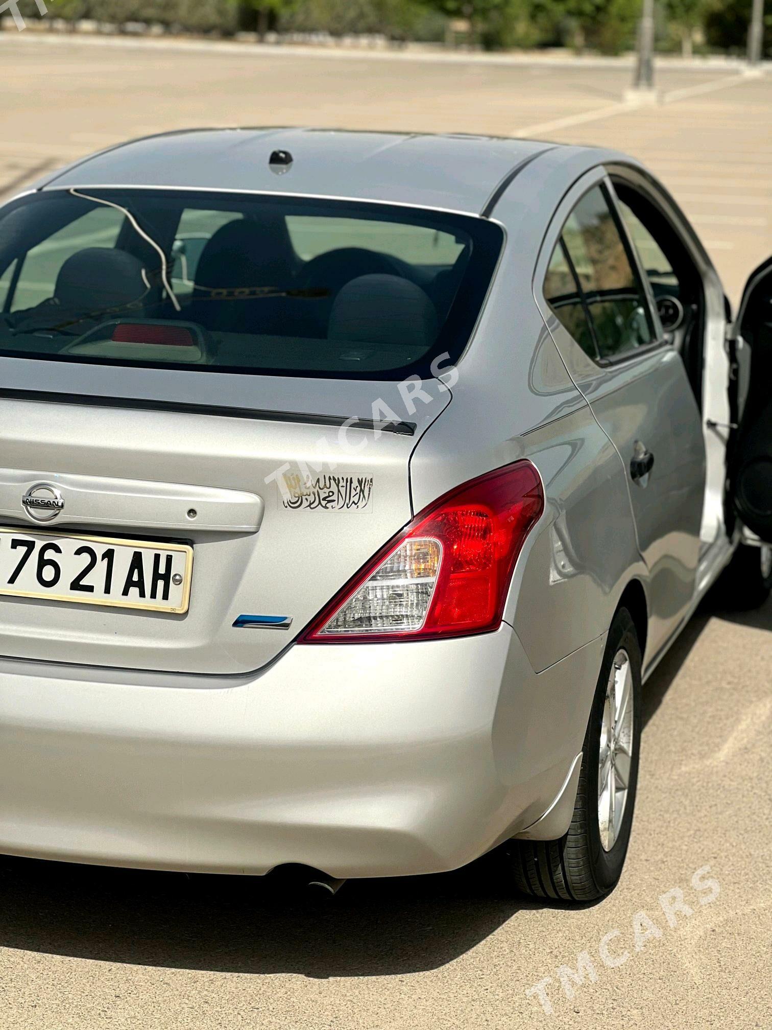 Nissan Versa 2014 - 93 000 TMT - Aşgabat - img 4