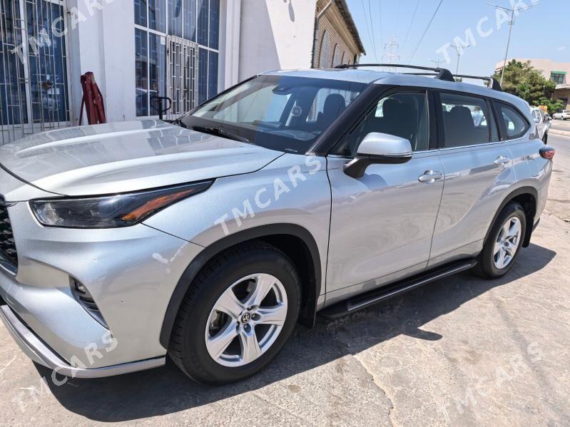 Toyota Highlander 2022 - 460 000 TMT - Türkmenabat - img 3