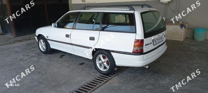Opel Astra 1993 - 30 000 TMT - Mary - img 5