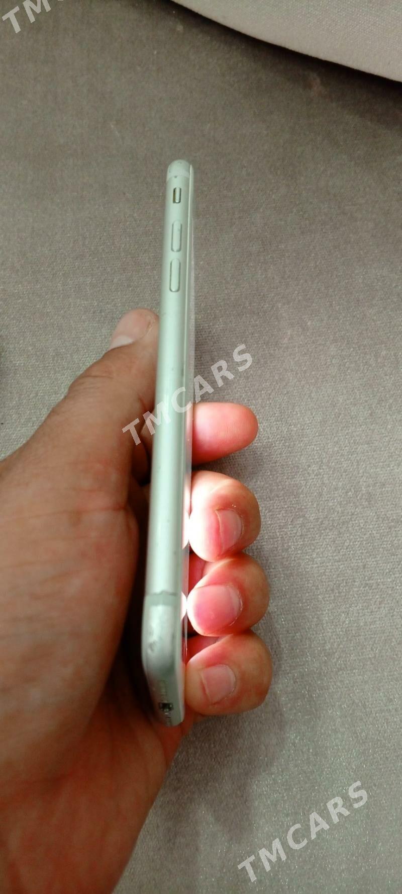 Ipone 7 - Türkmenabat - img 7