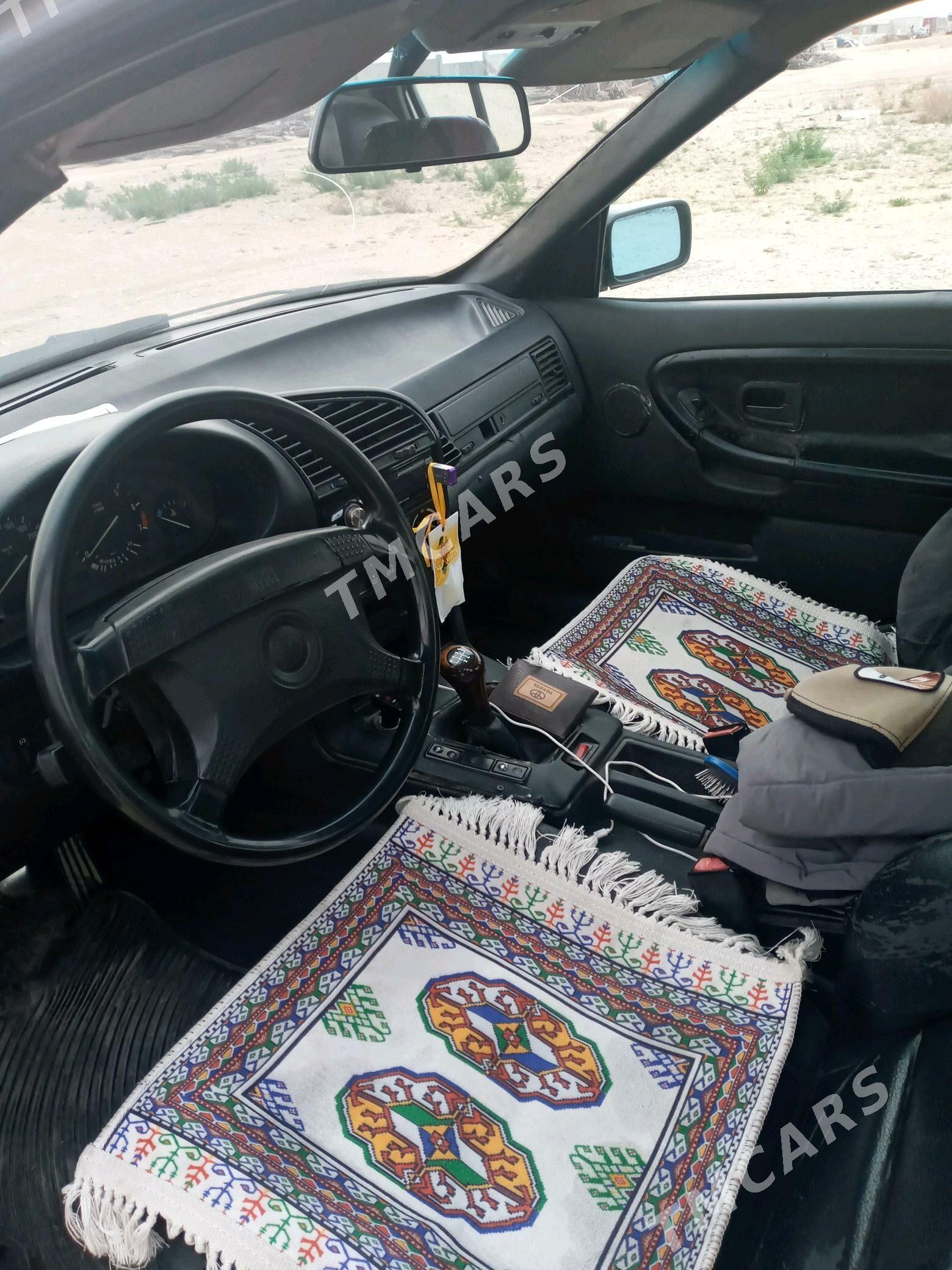 BMW 320 1993 - 29 000 TMT - Jebel - img 3