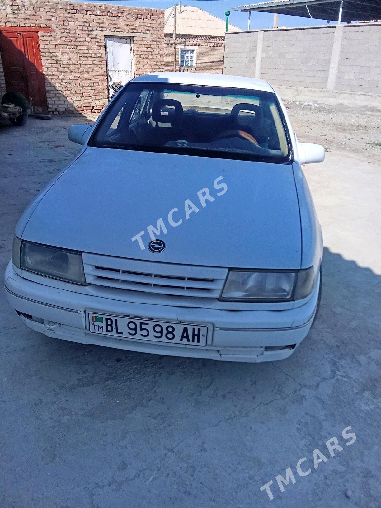 Opel Vectra 1990 - 20 000 TMT - Bäherden - img 2