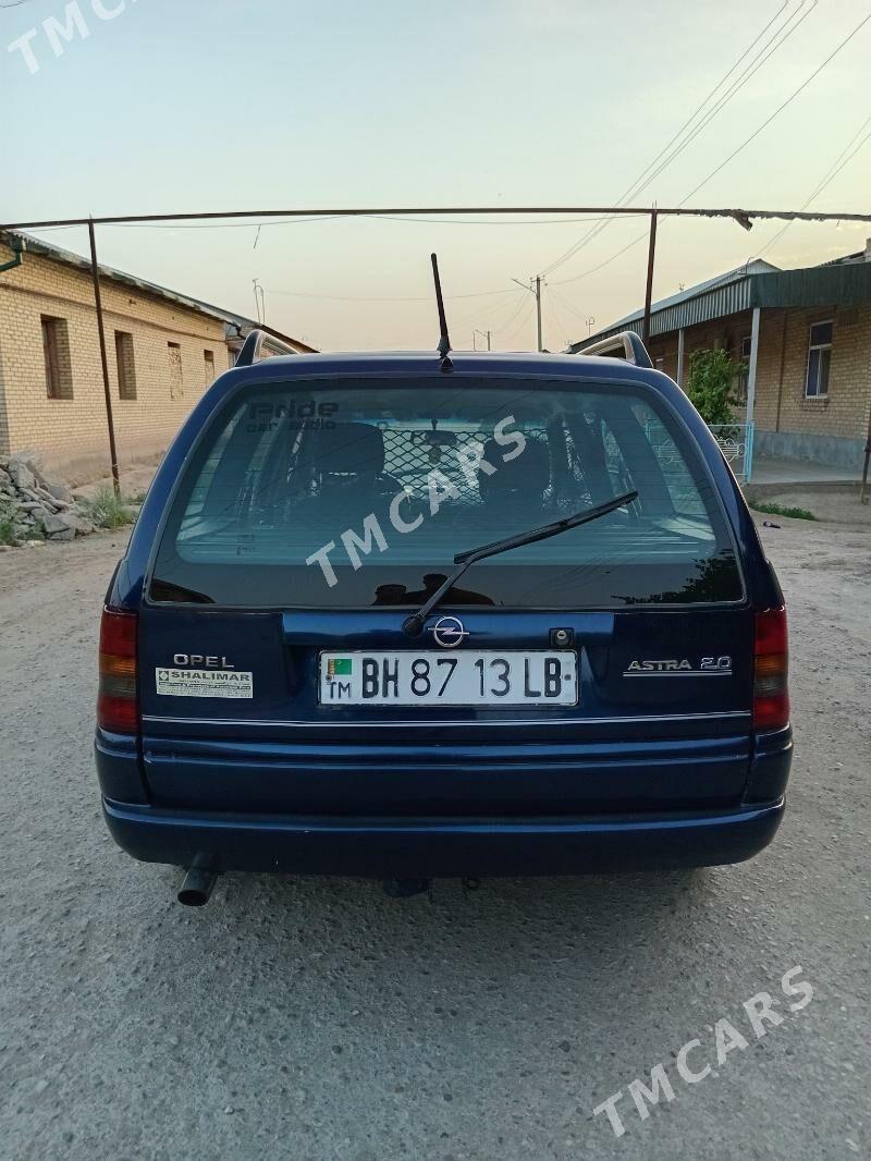 Opel Astra 1994 - 45 000 TMT - Sakar - img 2