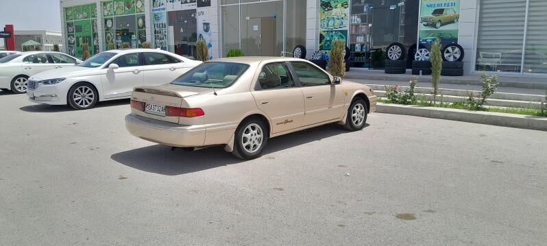 Toyota Camry 1999 - 98 000 TMT - Bäherden - img 4