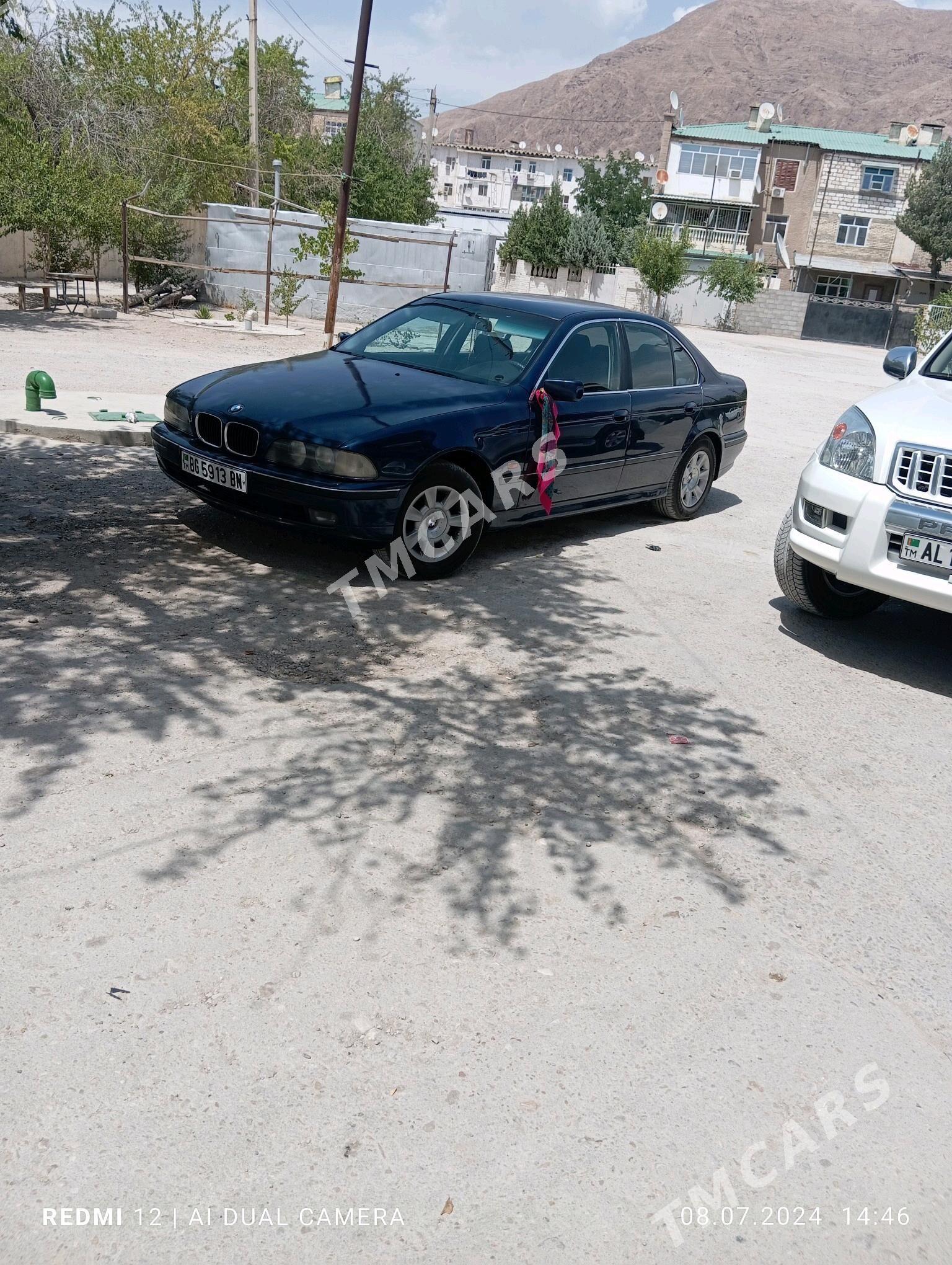 BMW E39 1999 - 95 000 TMT - Балканабат - img 8