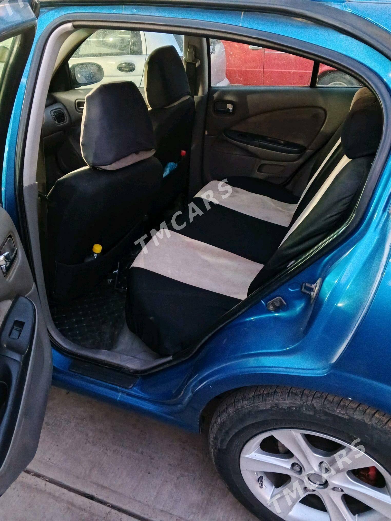 Nissan Almera 2000 - 38 000 TMT - Daşoguz - img 4