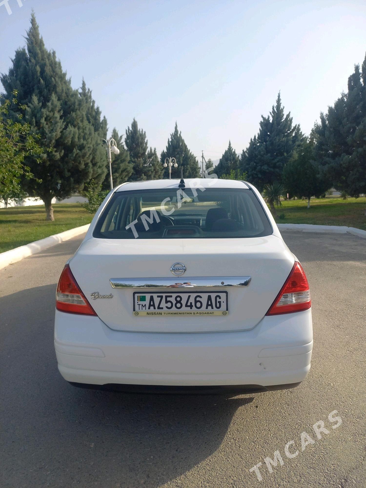Nissan Versa 2010 - 118 000 TMT - Ашхабад - img 5