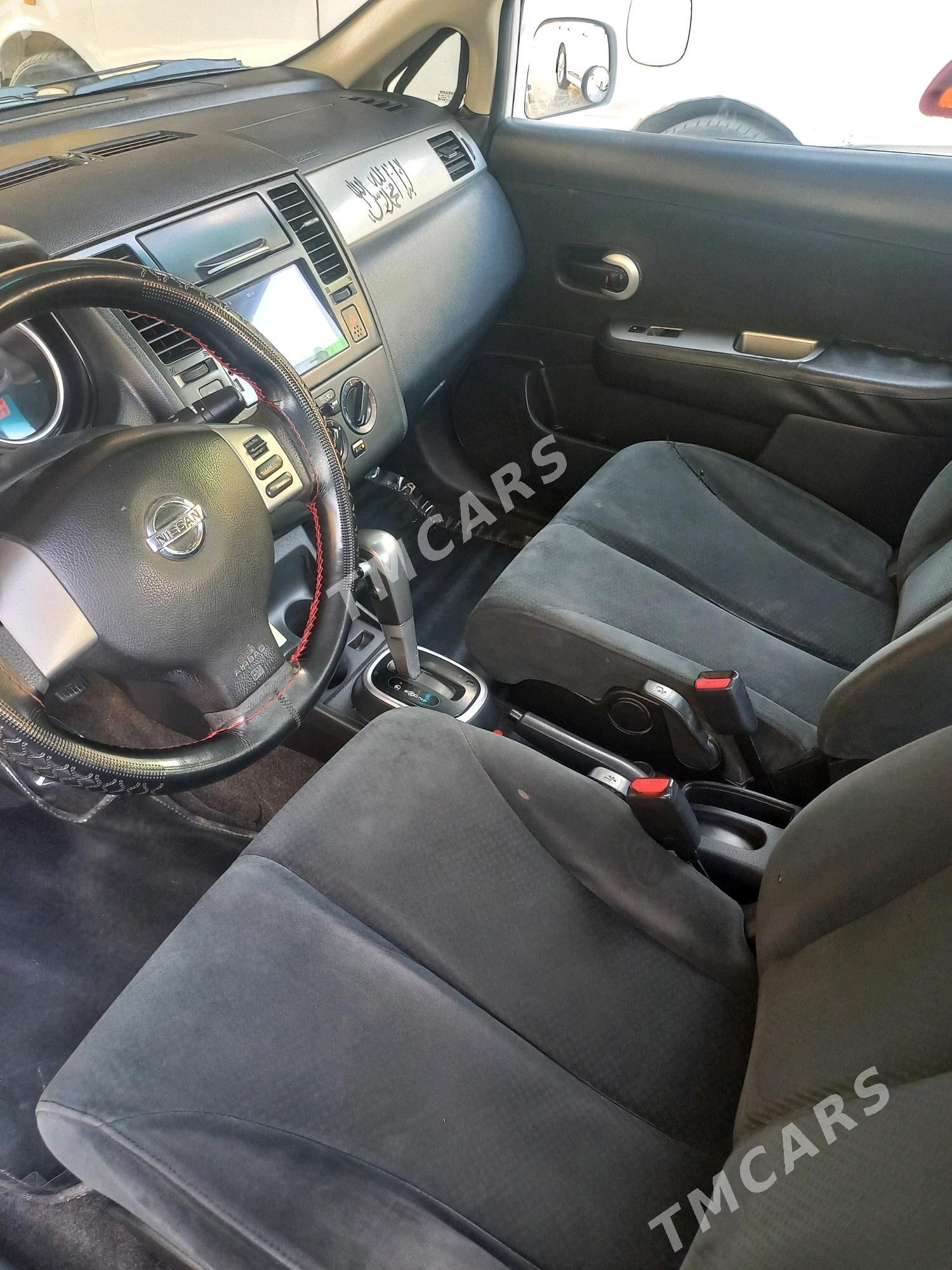 Nissan Versa 2010 - 118 000 TMT - Ашхабад - img 7