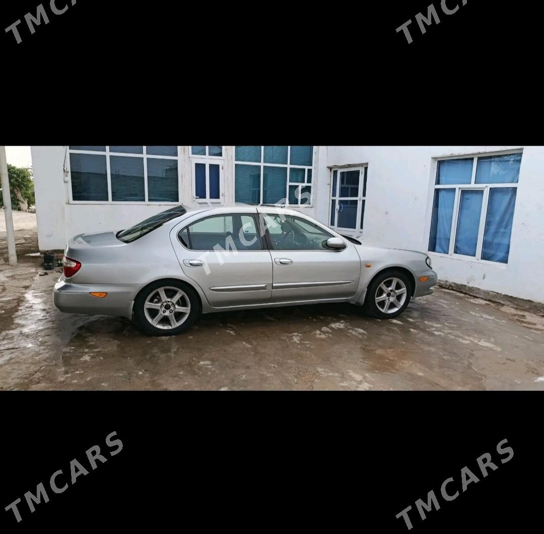Infiniti I30 2001 - 67 000 TMT - Mary - img 4