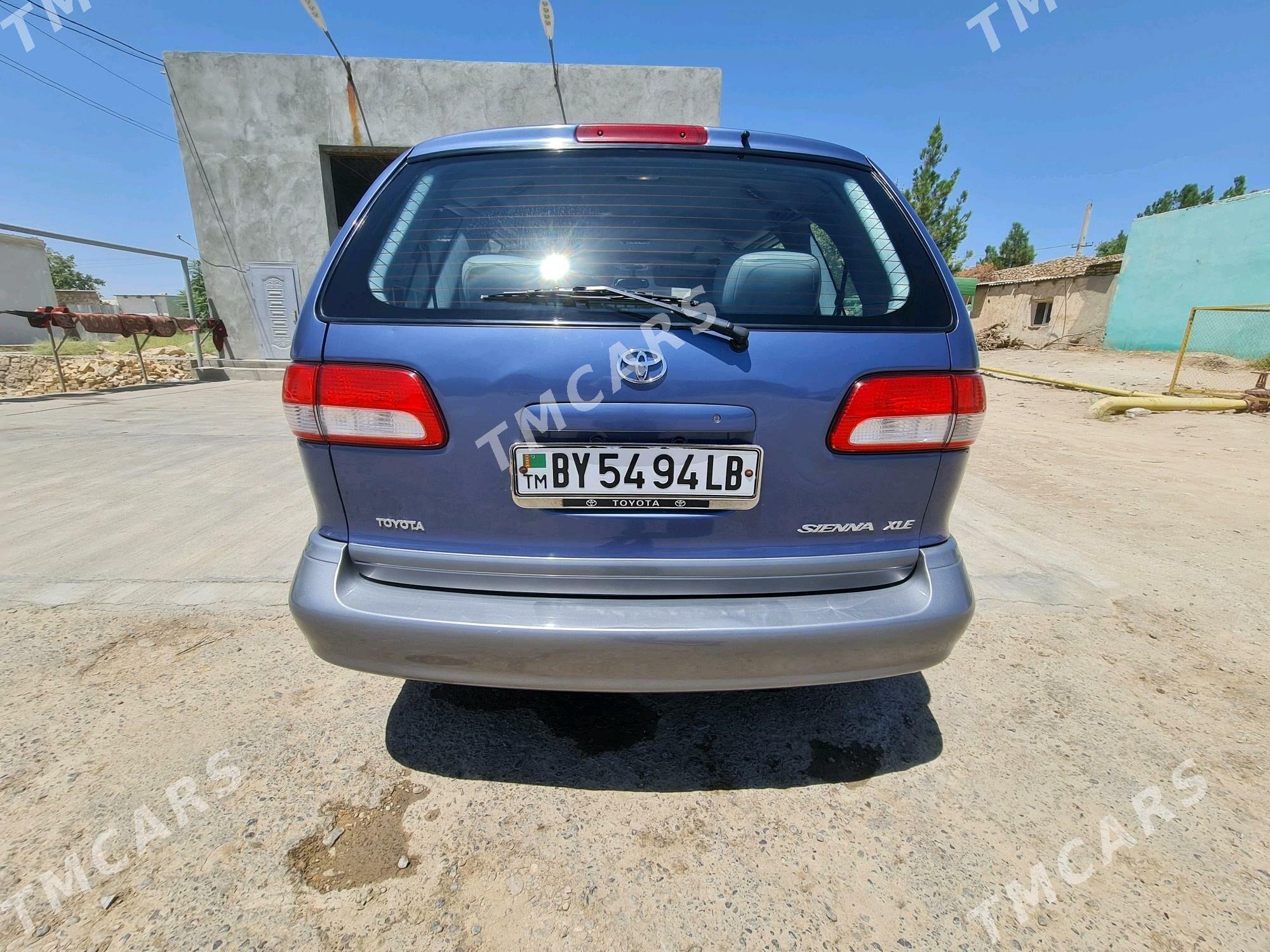 Toyota Sienna 2002 - 160 000 TMT - Dostluk - img 2
