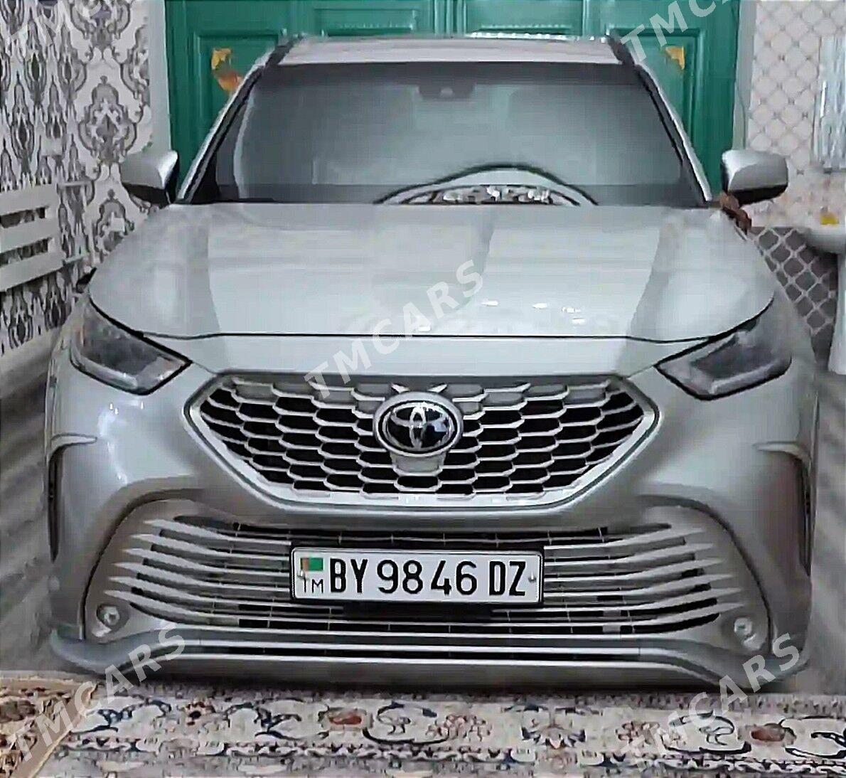 Toyota Highlander 2021 - 550 000 TMT - Köneürgenç - img 2