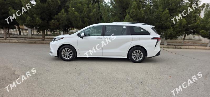 Toyota Sienna 2021 - 495 000 TMT - Ашхабад - img 4