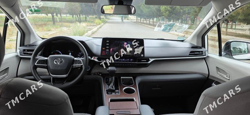 Toyota Sienna 2021 - 495 000 TMT - Ашхабад - img 9