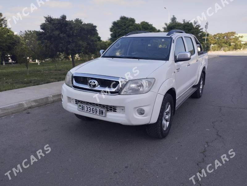 Toyota Hilux 2011 - 265 000 TMT - Türkmenbaşy - img 6