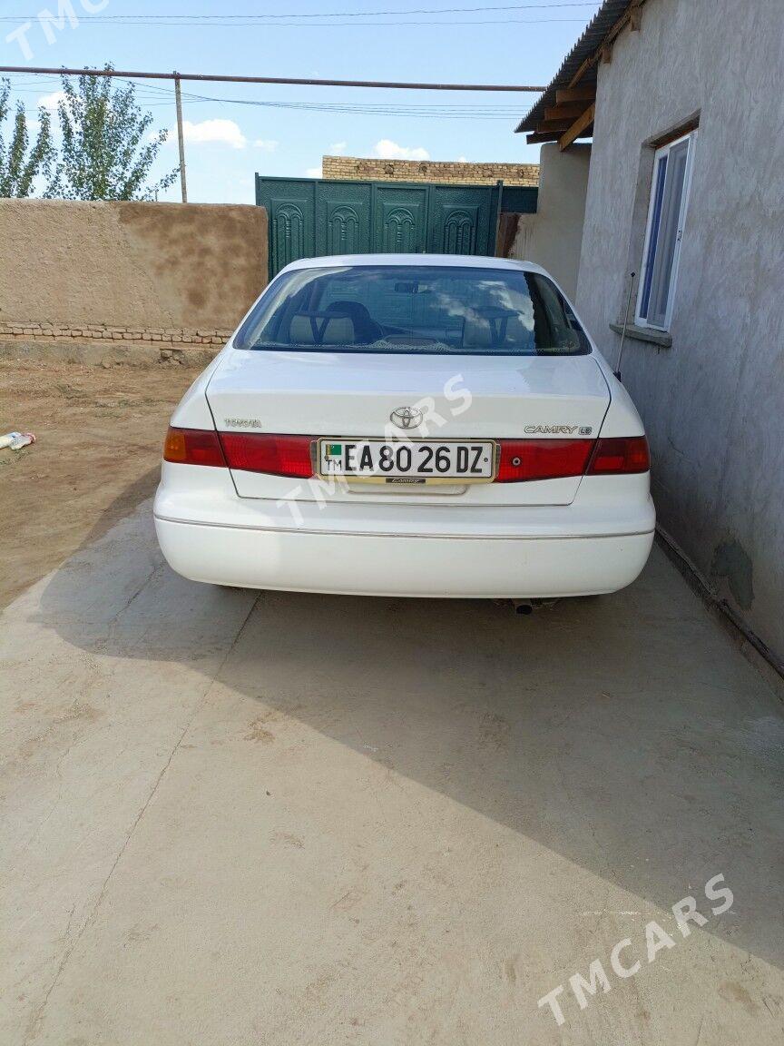 Toyota Camry 2000 - 115 000 TMT - Türkmenbaşy etr. - img 2