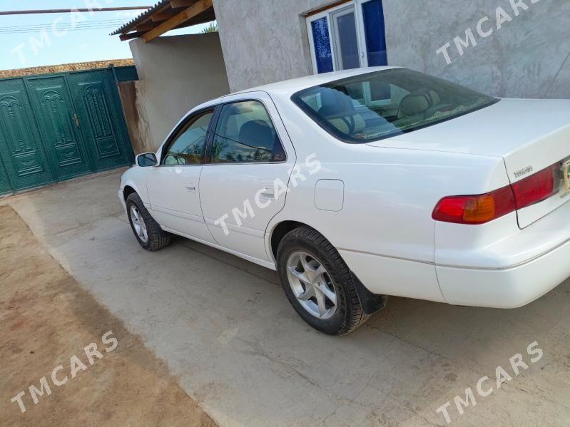 Toyota Camry 2000 - 115 000 TMT - Türkmenbaşy etr. - img 4