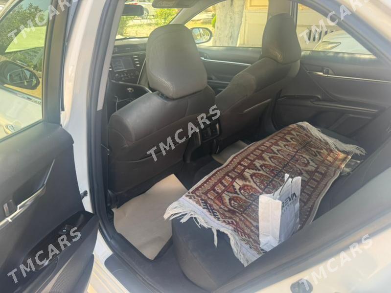 Toyota Camry 2018 - 230 000 TMT - Aşgabat - img 7