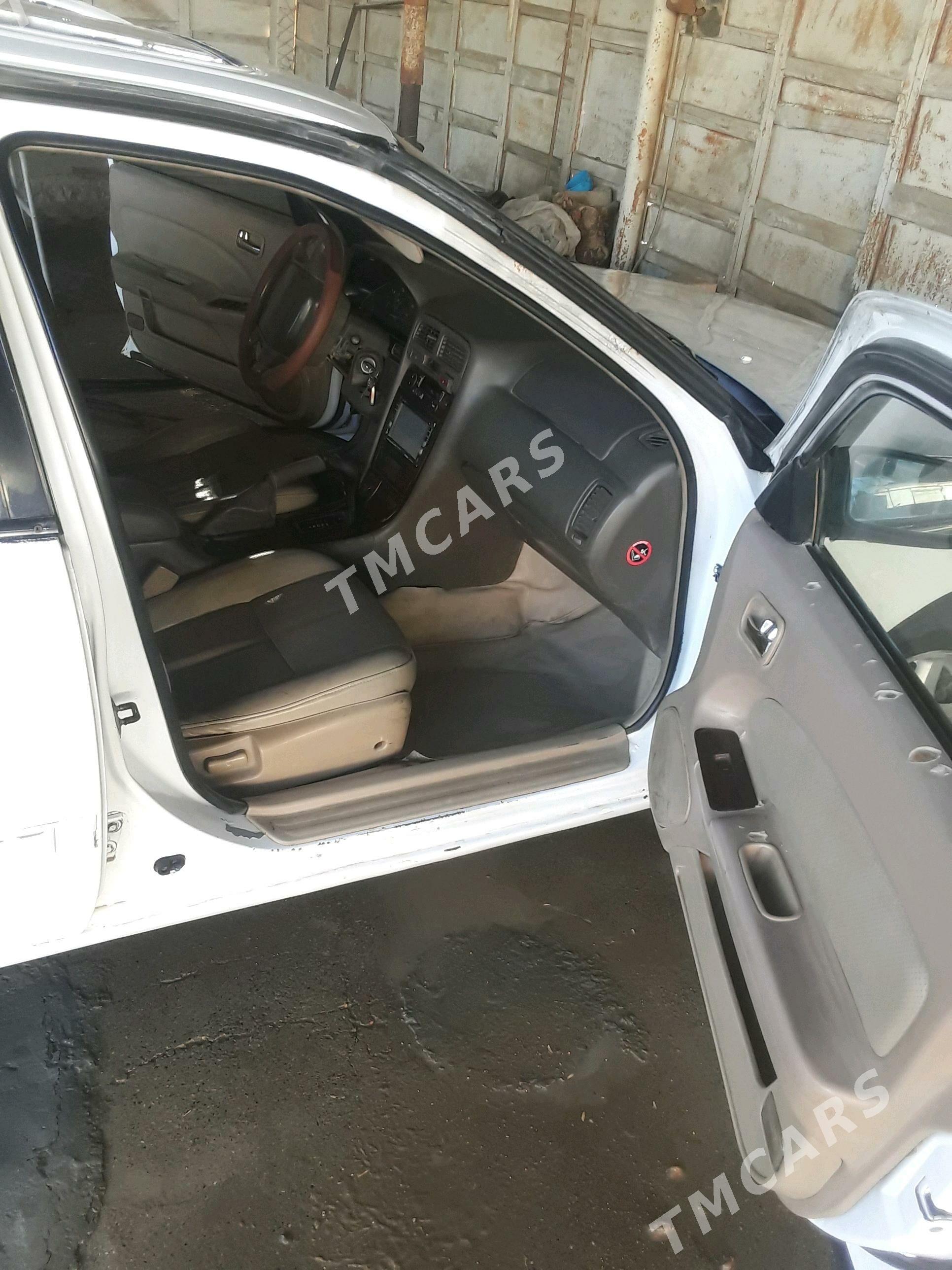 Nissan Maxima 1997 - 32 000 TMT - Сакарчага - img 3