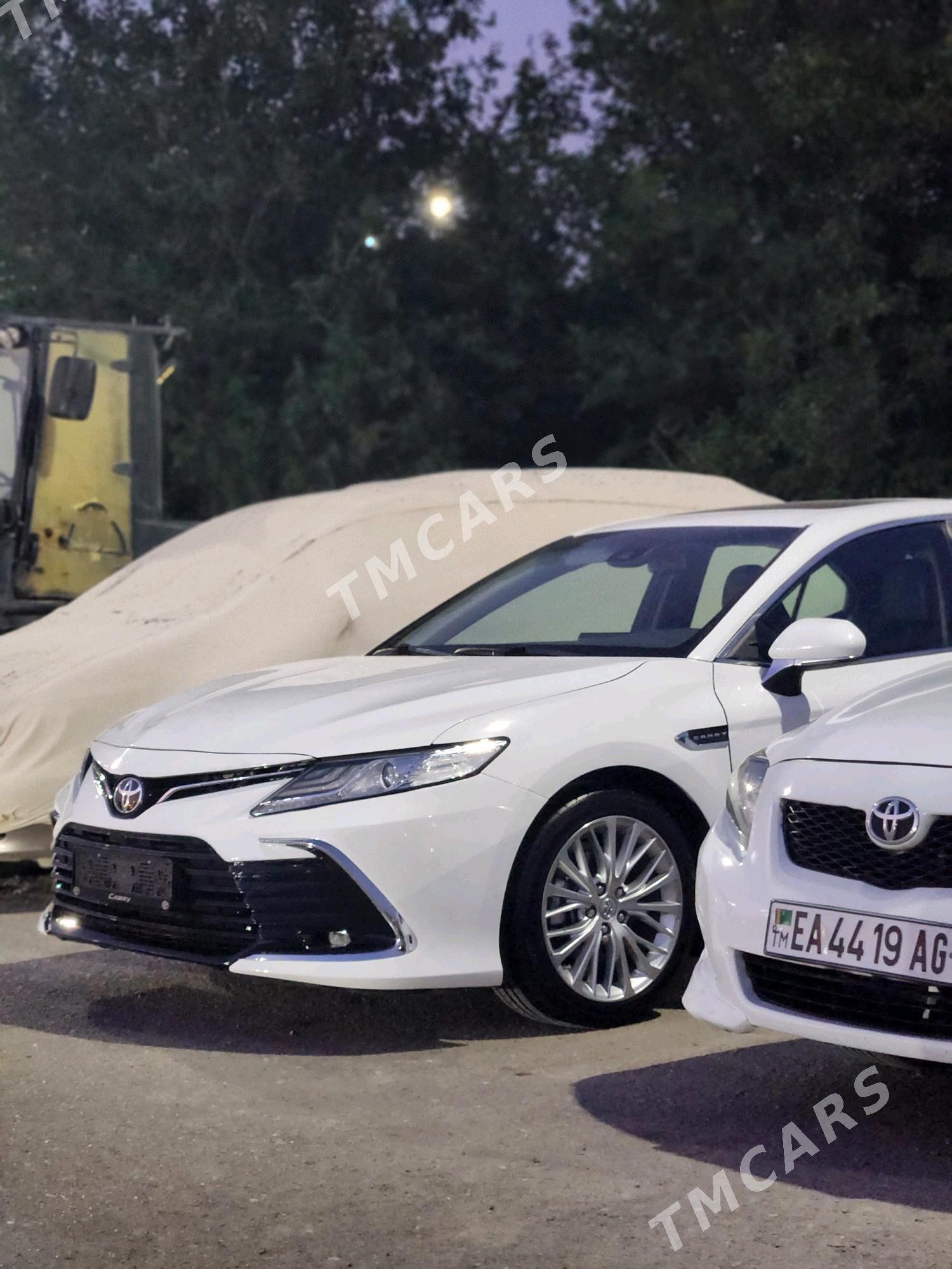 Toyota Camry 2022 - 330 000 TMT - Ашхабад - img 2