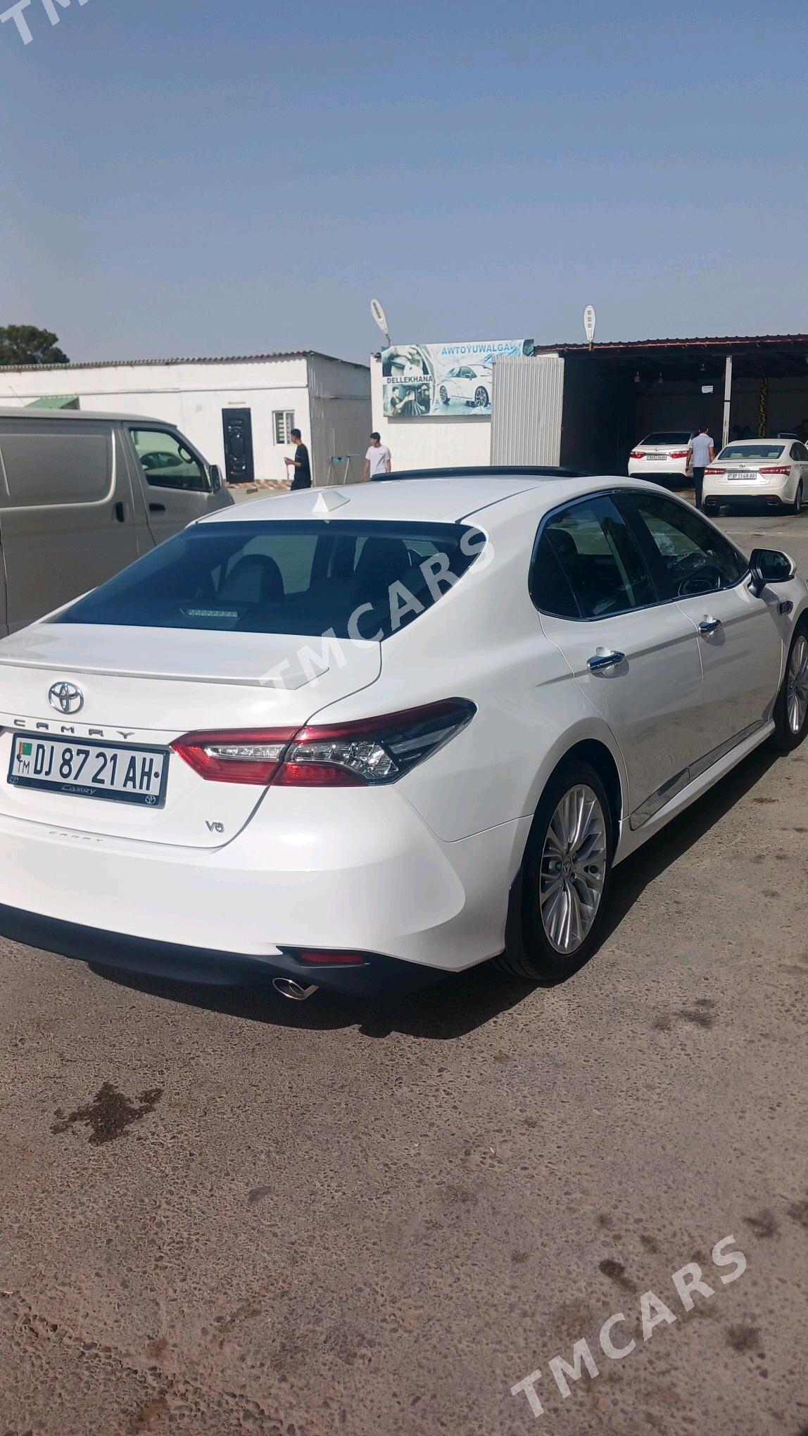 Toyota Camry 2022 - 330 000 TMT - Ашхабад - img 4