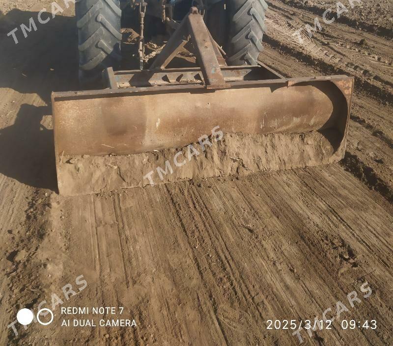 MTZ T-28 1993 - 4 000 TMT - Farap - img 3