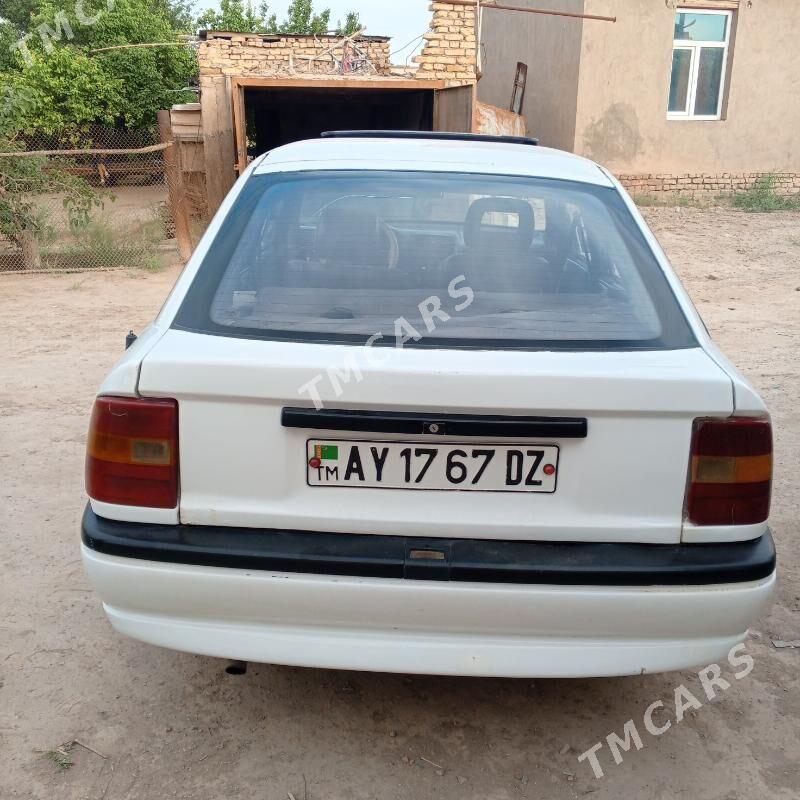 Opel Vectra 1990 - 25 000 TMT - Daşoguz - img 2