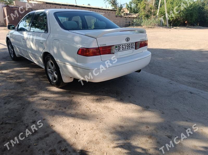 Toyota Camry 2000 - 140 000 TMT - Daşoguz - img 5