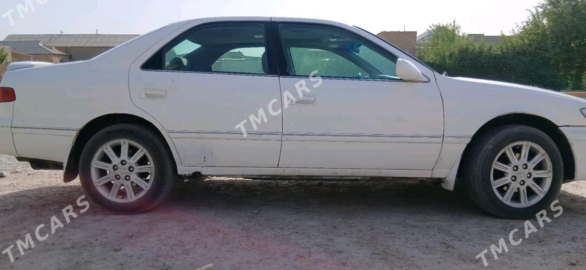 Toyota Camry 1998 - 125 000 TMT - Tejen - img 4