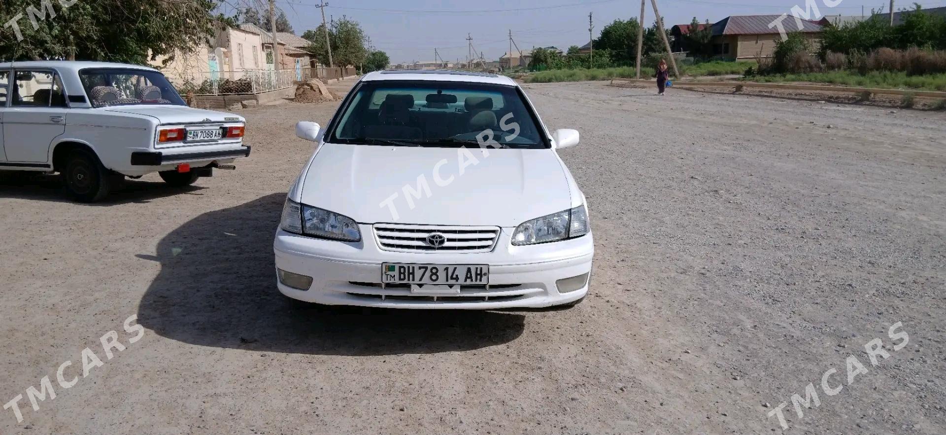 Toyota Camry 1998 - 125 000 TMT - Tejen - img 3