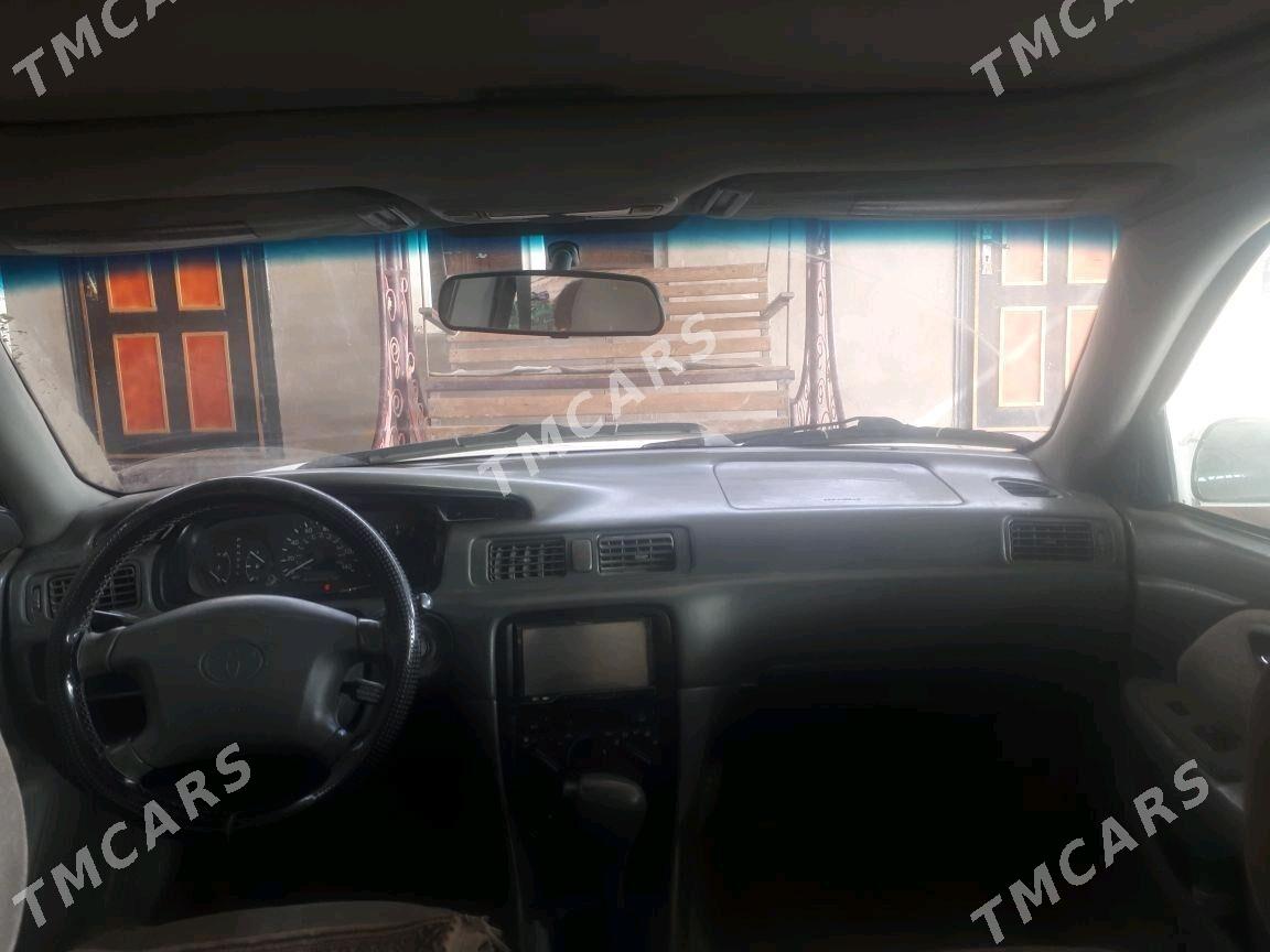 Toyota Camry 1998 - 125 000 TMT - Tejen - img 6