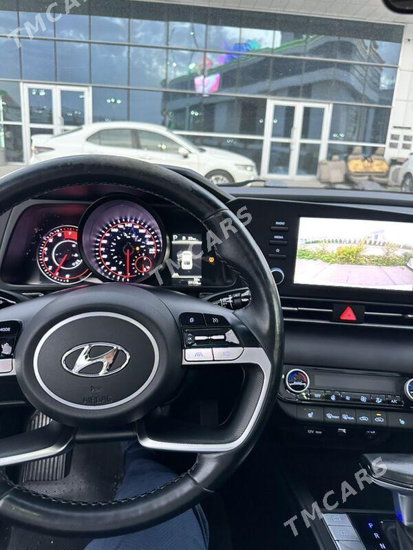 Hyundai Elantra 2022 - 250 000 TMT - Aşgabat - img 2