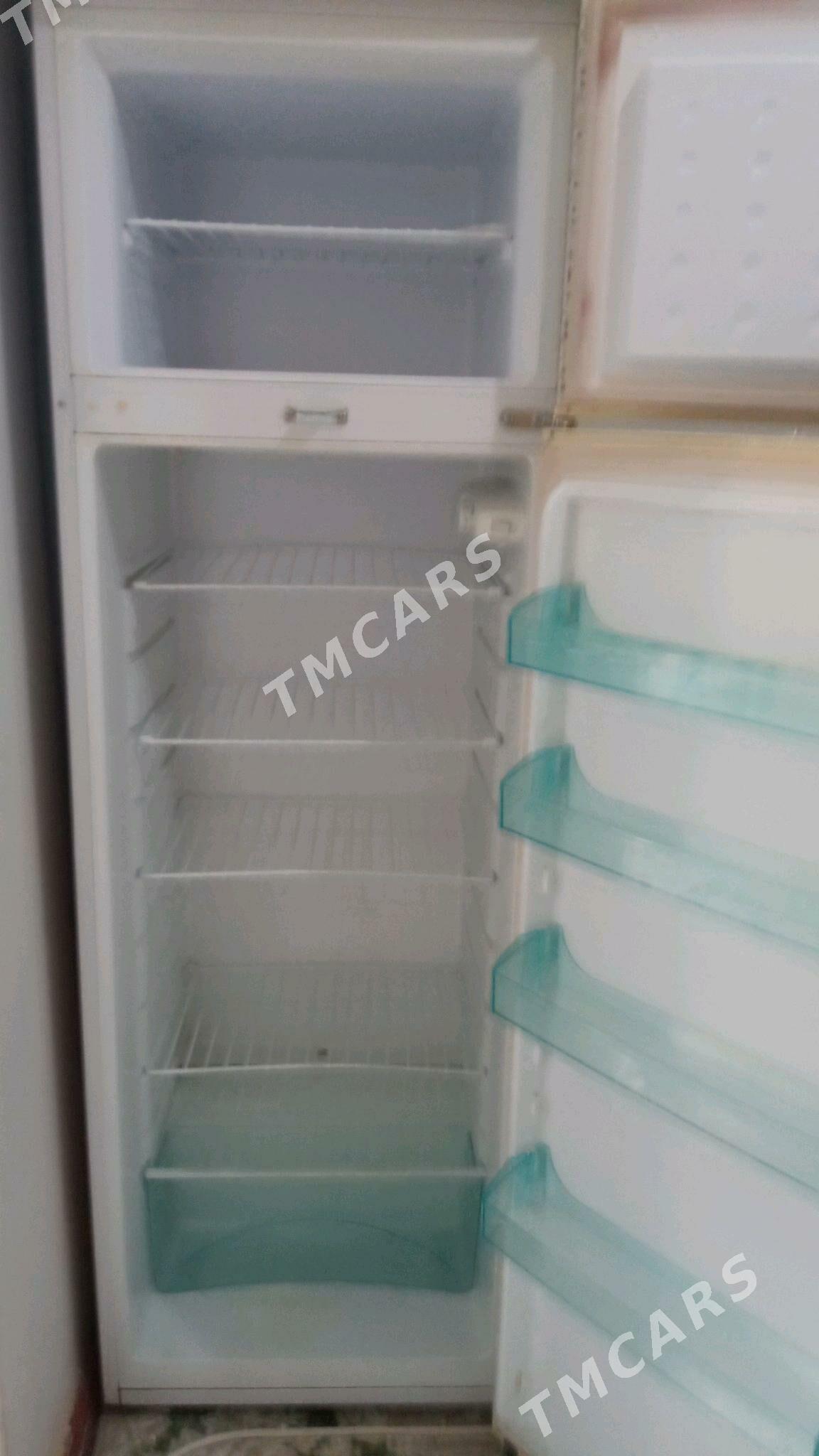 Haladelnik indesit - 11 mkr - img 2