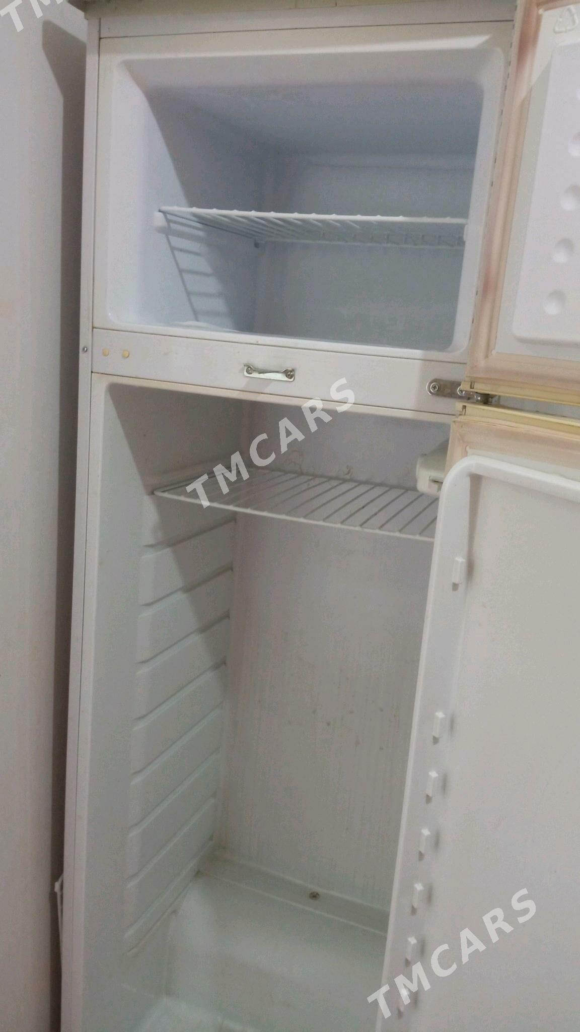 Haladelnik indesit - 11 mkr - img 3