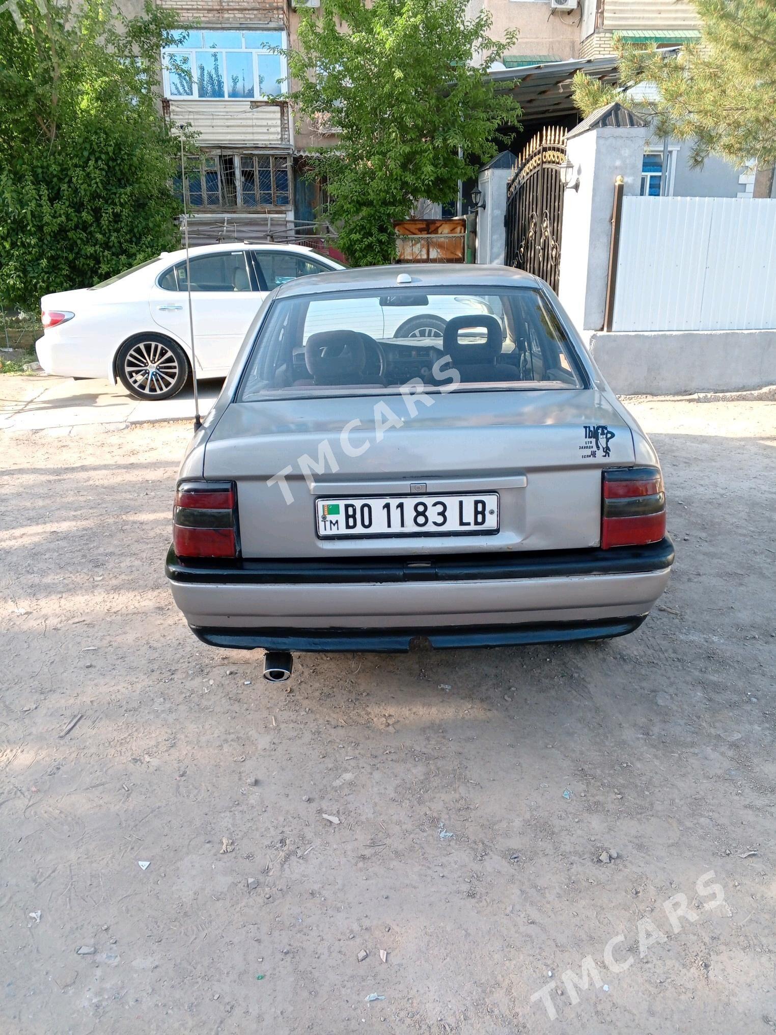 Opel Vectra 1990 - 22 000 TMT - Çärjew - img 8
