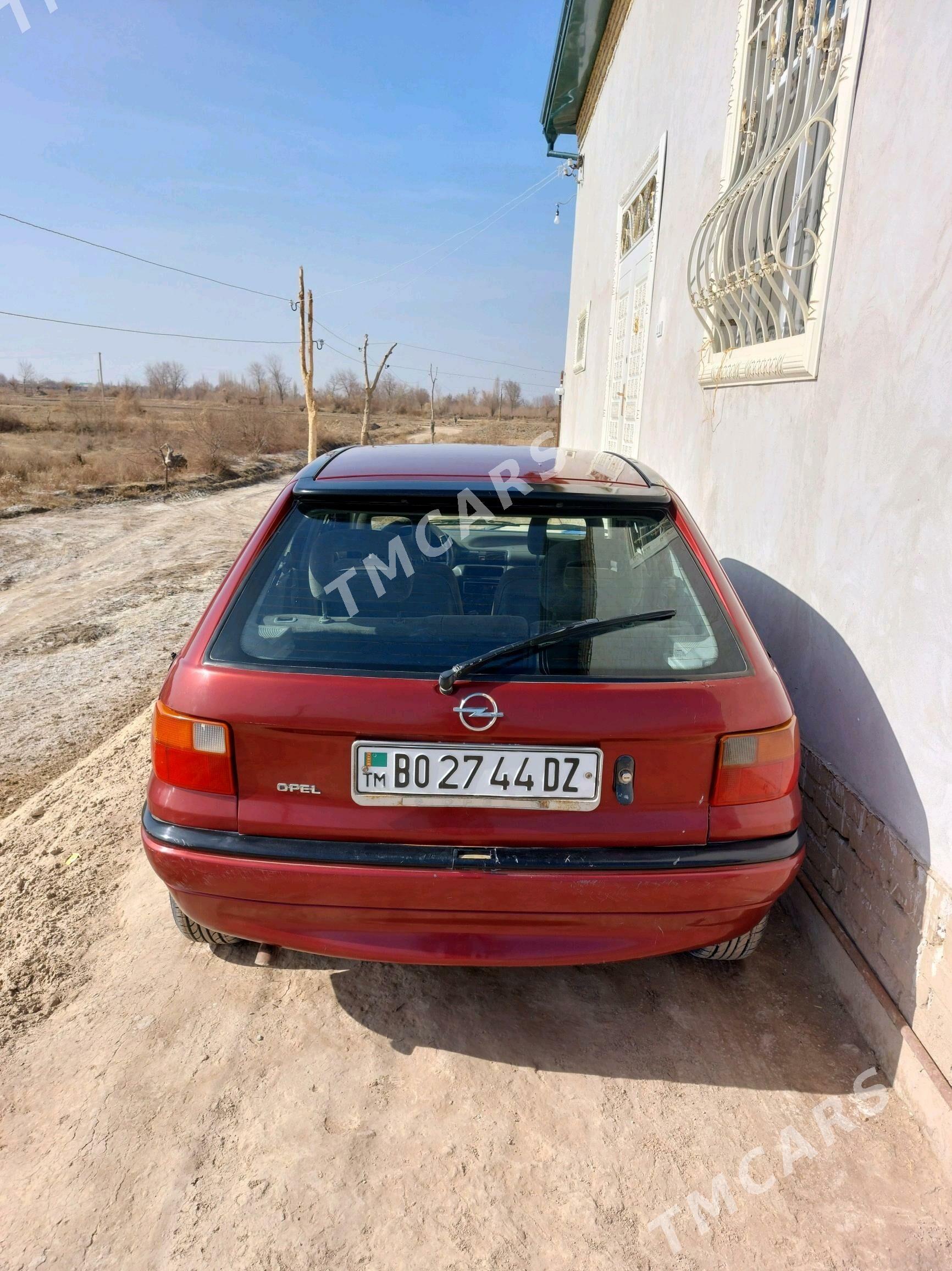 Opel Astra 1993 - 38 000 TMT - Gurbansoltan Eje - img 3
