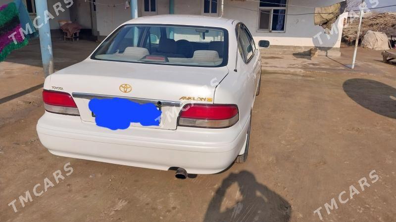 Toyota Avalon 1996 - 97 000 TMT - Туркменгала - img 2