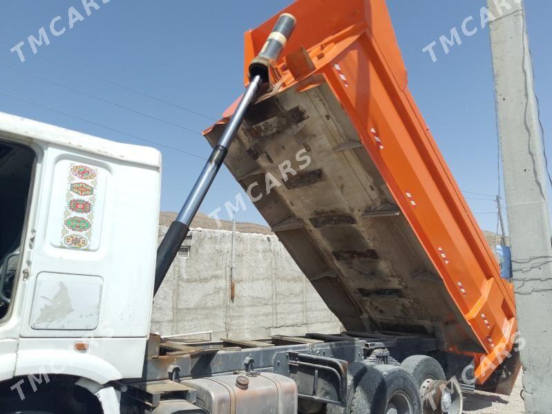 Howo Sinotruk 2011 - 240 000 TMT - Балканабат - img 2