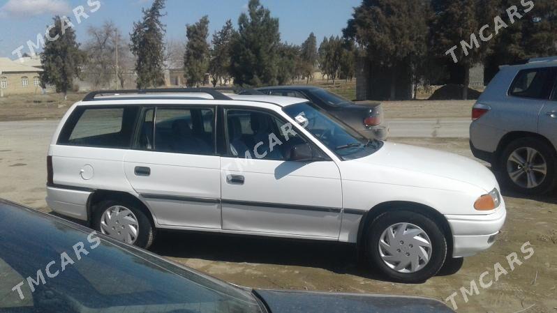 Opel Astra 1994 - 33 000 TMT - Mary - img 4
